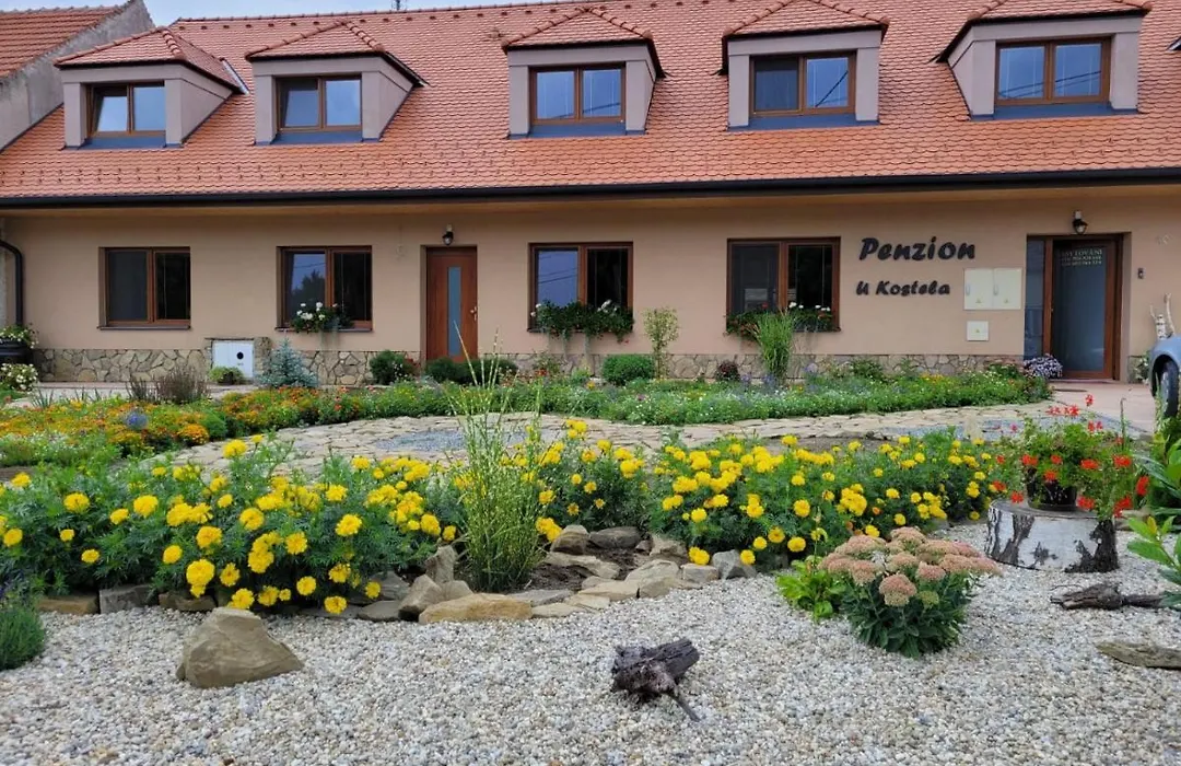 Penzion U Kostela-1